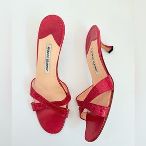 Manolo Blahnik Red Crocodile Embossed Leather Callamu Criss Cross mules heels 40